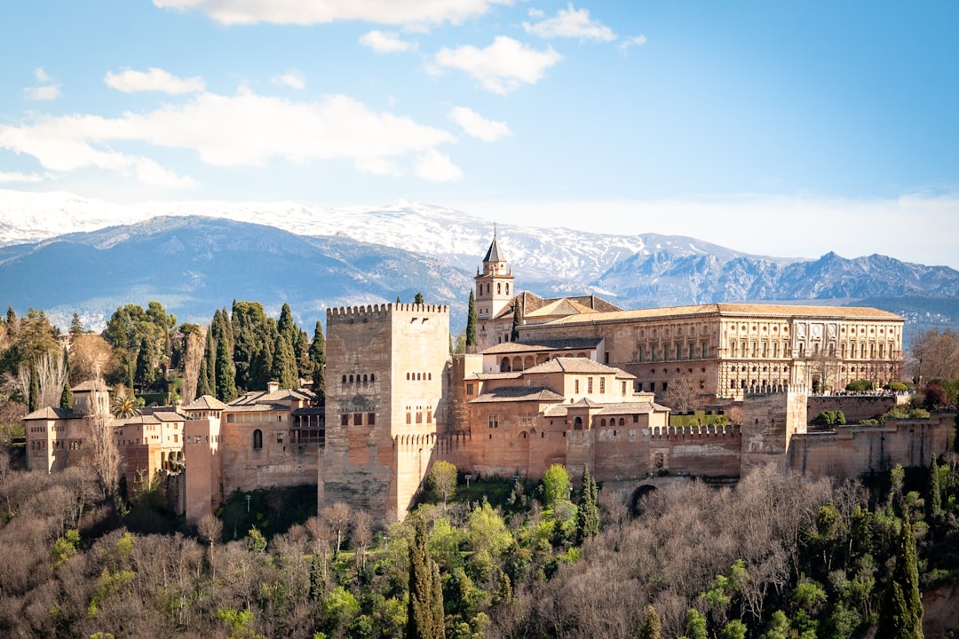 City: Granada - Photo by Dimitry B